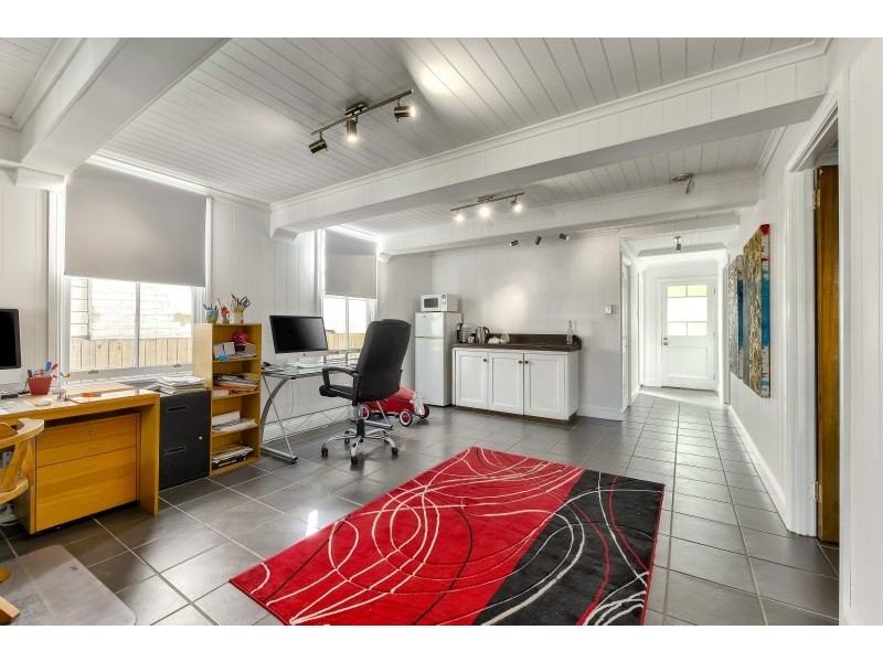 45 Grove Street, Albion QLD 4010