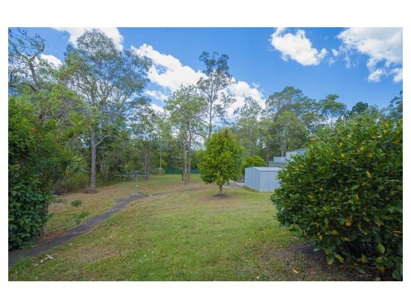 10 Tingi Avenue, Tanah Merah QLD 4128