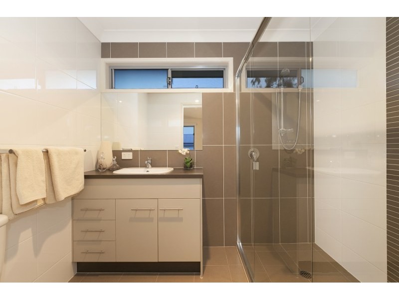 2/12 Olivia Street, Northgate QLD 4013