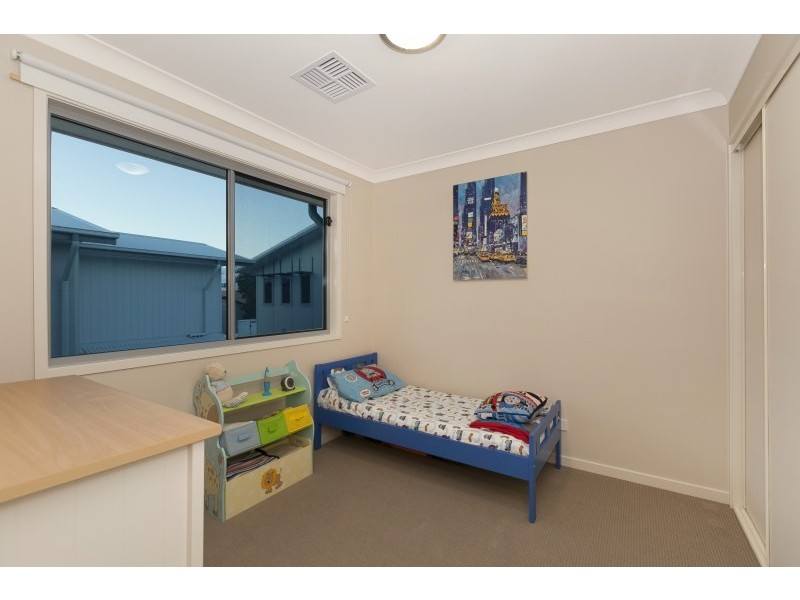 2/12 Olivia Street, Northgate QLD 4013