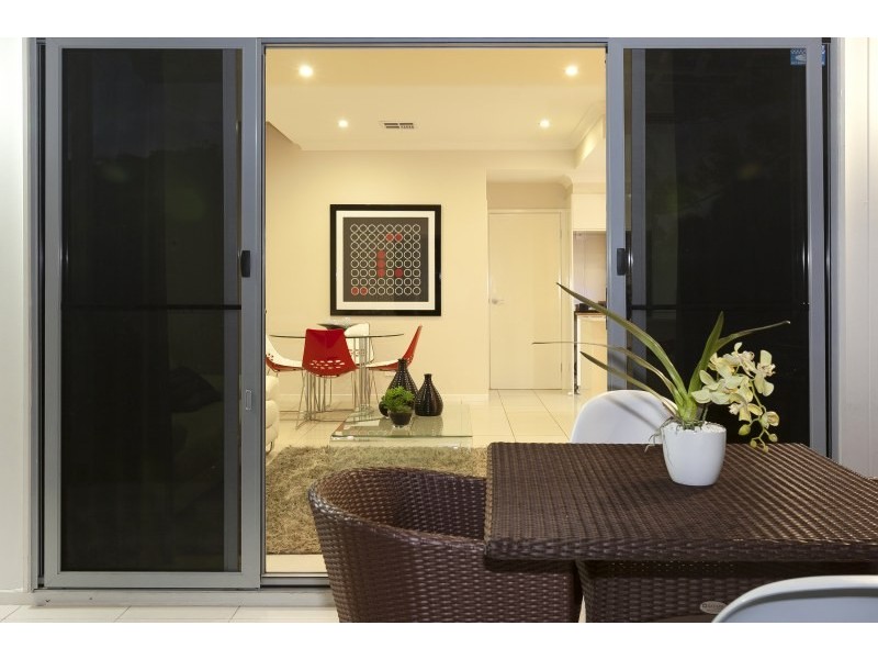 2/12 Olivia Street, Northgate QLD 4013