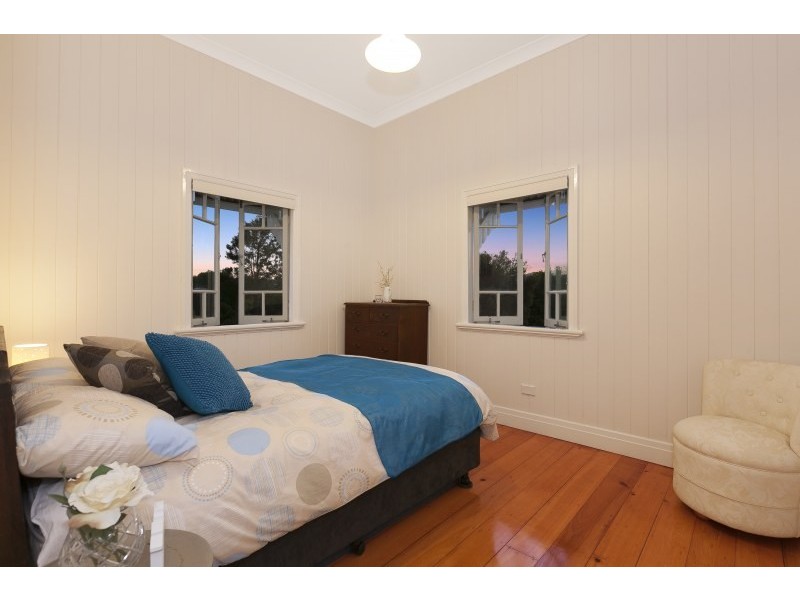 35 Trout Street, Ashgrove QLD 4060