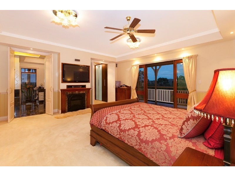 35 Woodview Street, Samford Valley QLD 4520