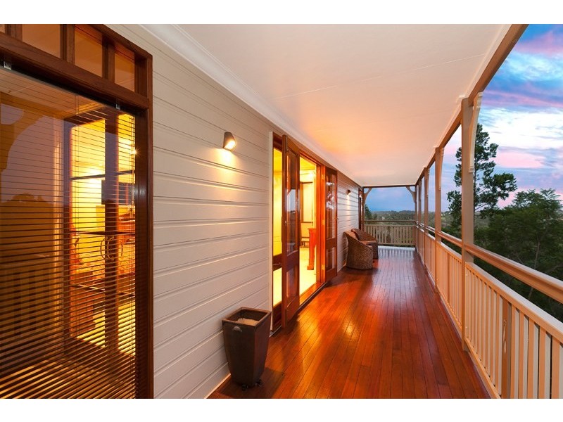 35 Woodview Street, Samford Valley QLD 4520