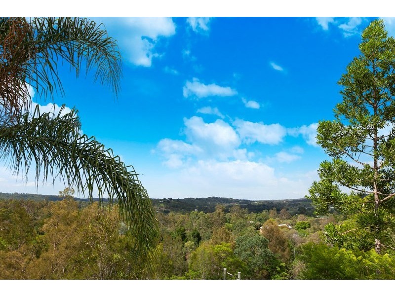 35 Woodview Street, Samford Valley QLD 4520