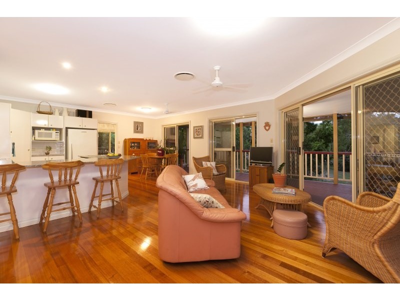 23 Mahogany Place, Bridgeman Downs QLD 4035