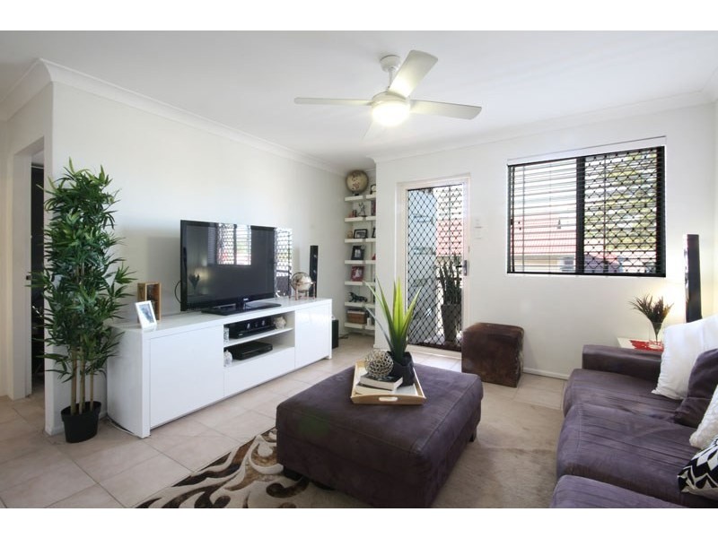 2/16 Figgis Street, Kedron QLD 4031