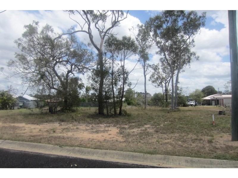 15 Smith Street, Buxton QLD 4660