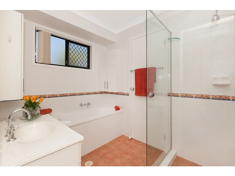 1 Carabeen Street, Bellbowrie QLD 4070