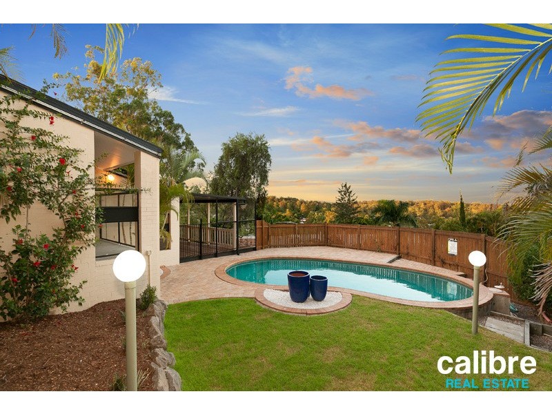 25 Pinkwood Street, Bellbowrie QLD 4070