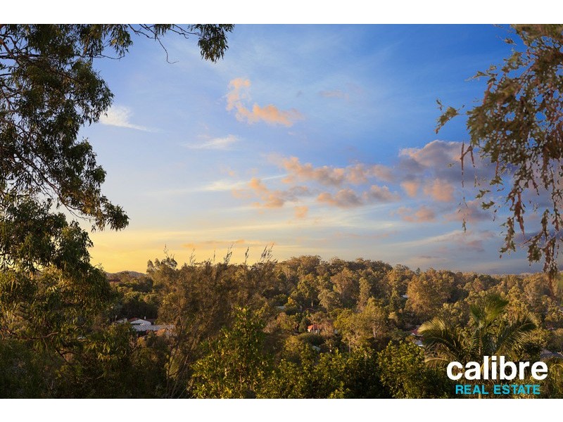 25 Pinkwood Street, Bellbowrie QLD 4070