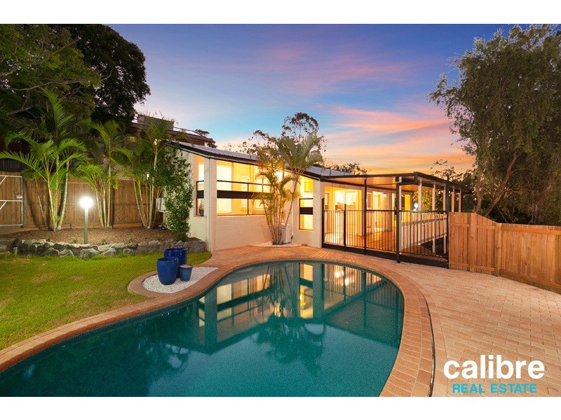 25 Pinkwood Street, Bellbowrie QLD 4070