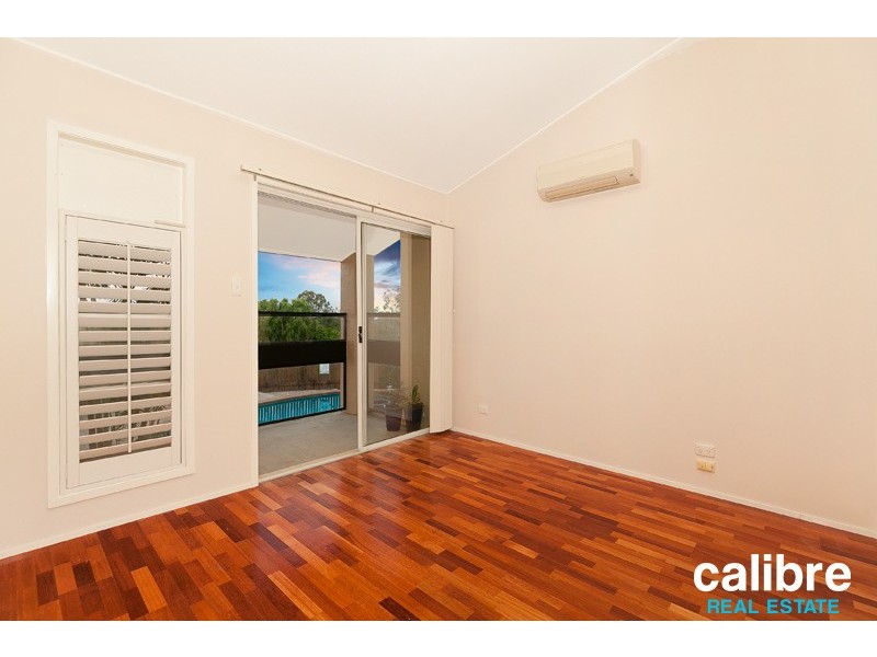25 Pinkwood Street, Bellbowrie QLD 4070