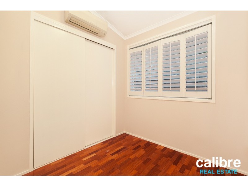 25 Pinkwood Street, Bellbowrie QLD 4070