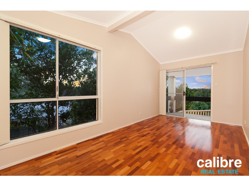 25 Pinkwood Street, Bellbowrie QLD 4070