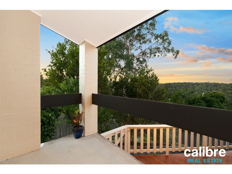 25 Pinkwood Street, Bellbowrie QLD 4070