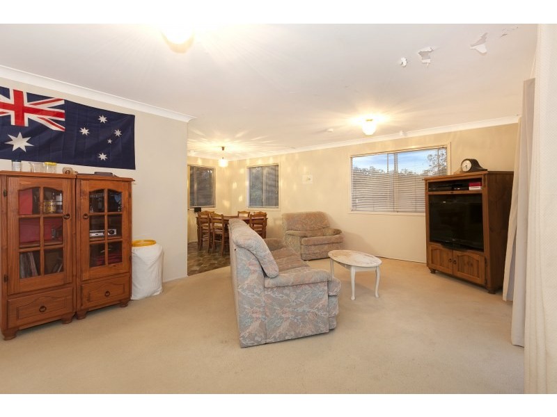 11 Nyora Street, Everton Hills QLD 4053