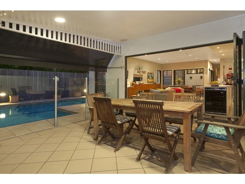 11 Goring Street, Newmarket QLD 4051