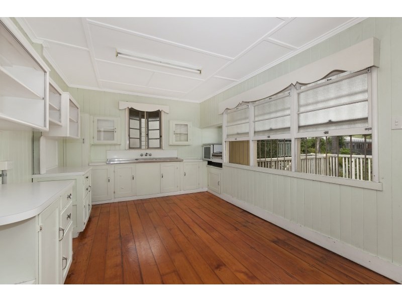 12 Norman Street, East Brisbane QLD 4169