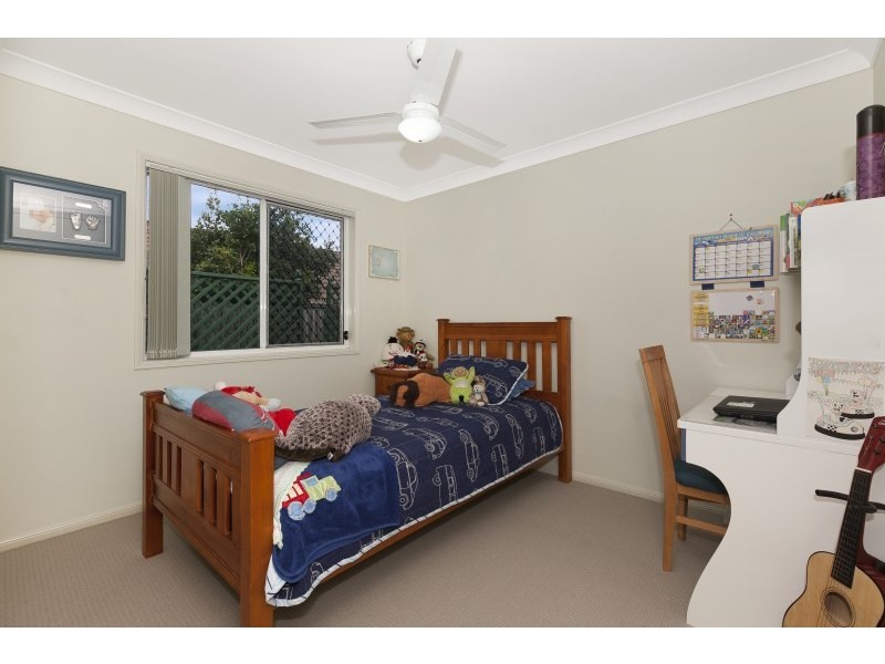 8 Tivoli Place, Forest Lake QLD 4078