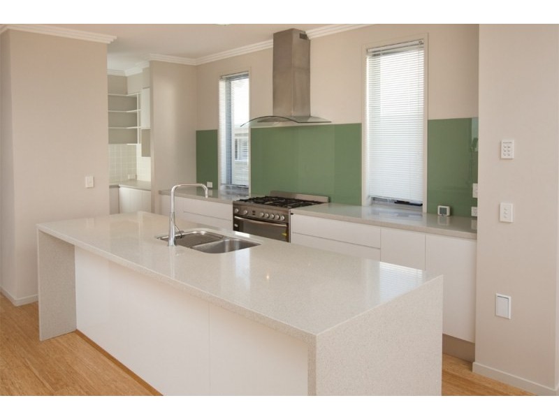 32a Taylor Street, Balmoral QLD 4171