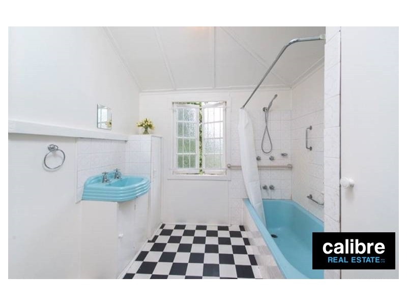 7 Gould Place, Herston QLD 4006