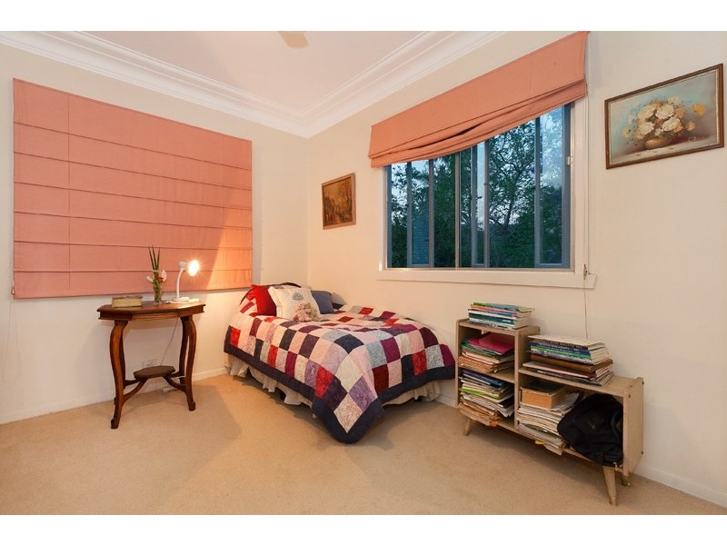 9 Shallmar Street, The Gap QLD 4061