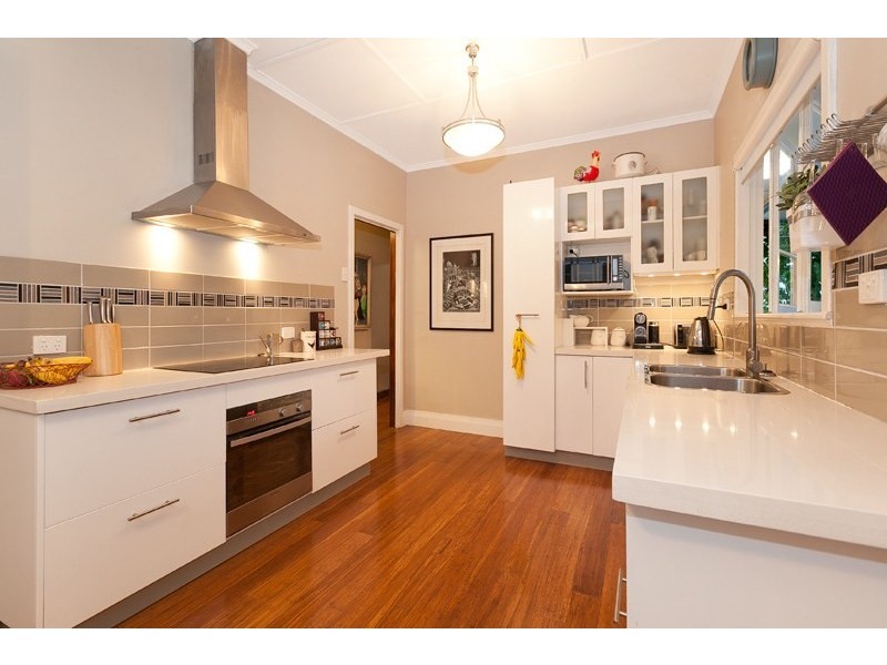 3 Longsight Street, Alderley QLD 4051