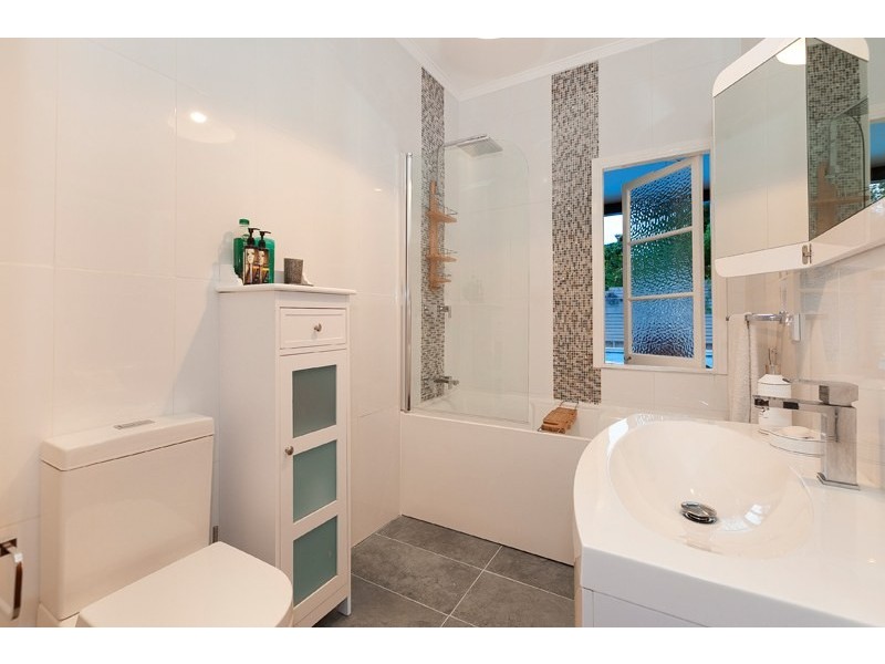 3 Longsight Street, Alderley QLD 4051