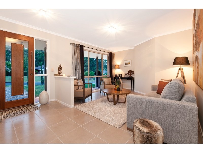 20 Makepeace Place, Bellbowrie QLD 4070