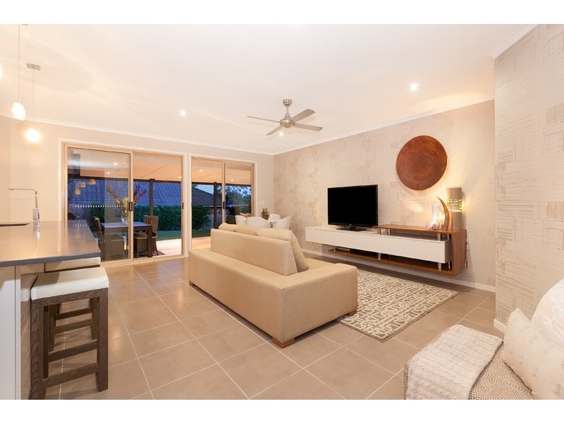 20 Makepeace Place, Bellbowrie QLD 4070