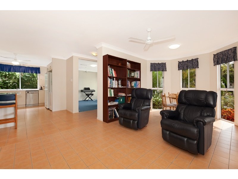 20 Beaufort Crescent, Moggill QLD 4070