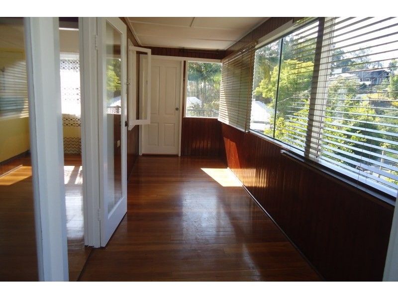 69 MacKay Terrace, Bardon QLD 4065