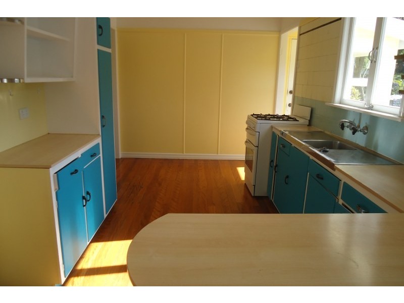 69 MacKay Terrace, Bardon QLD 4065