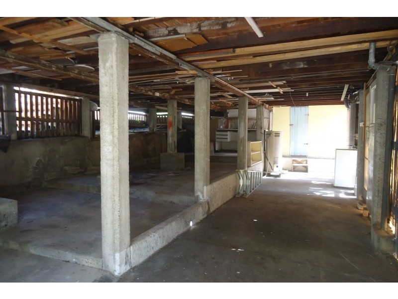 69 MacKay Terrace, Bardon QLD 4065