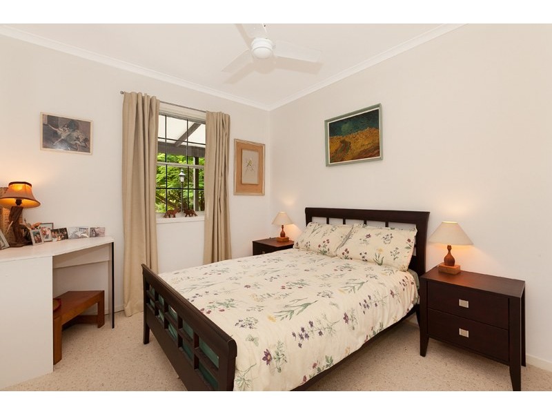 15  Conebush Crescent, Bellbowrie QLD 4070