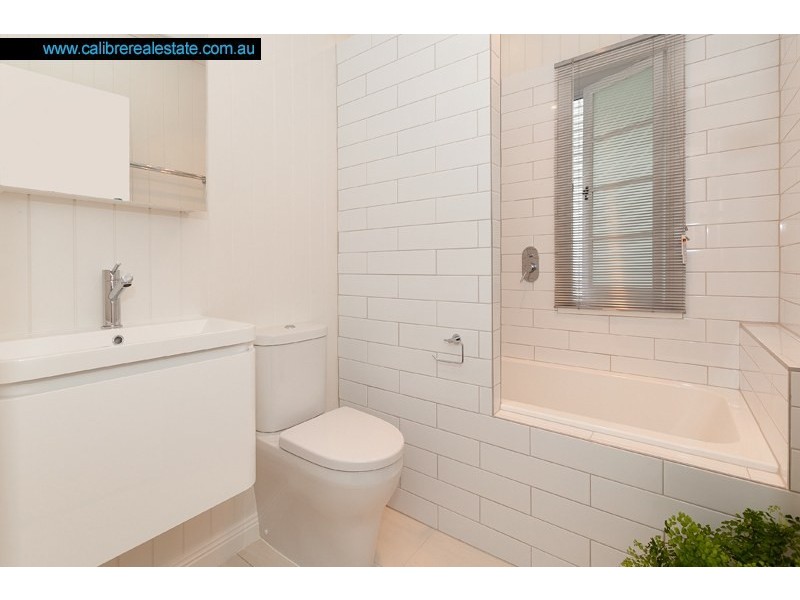 19 Imperial Terrace, Paddington QLD 4064