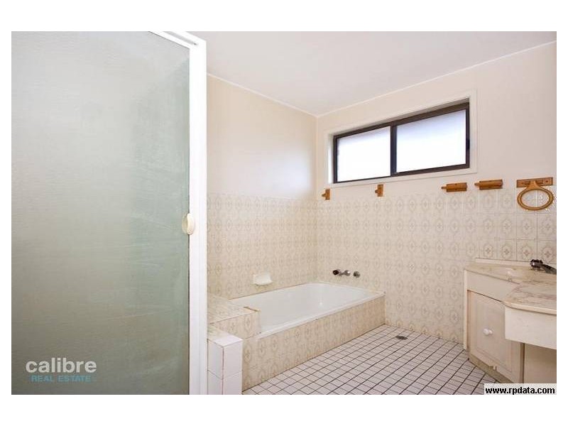 89 Smallman Street, Bulimba QLD 4171