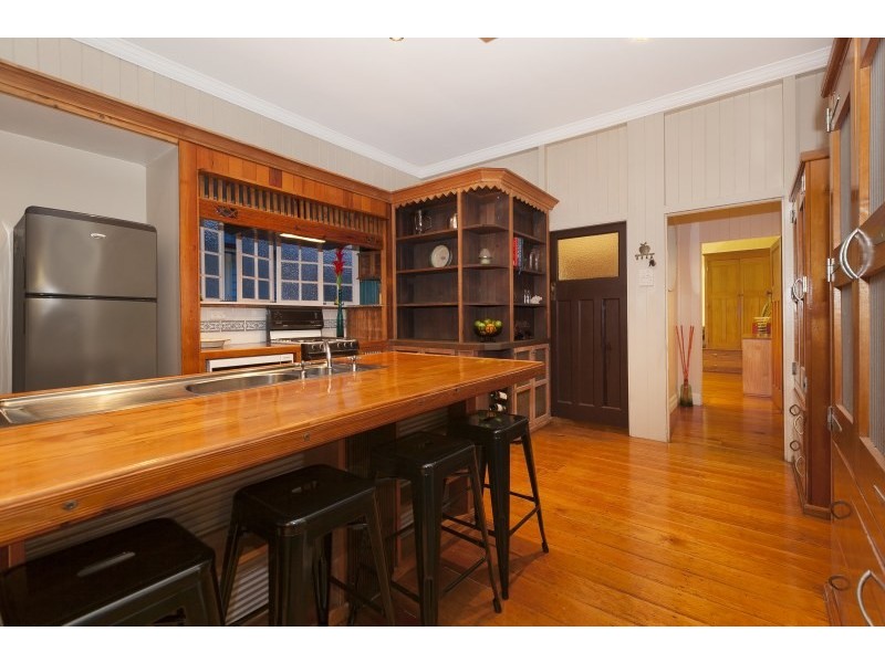 6 Gail Street, Kedron QLD 4031