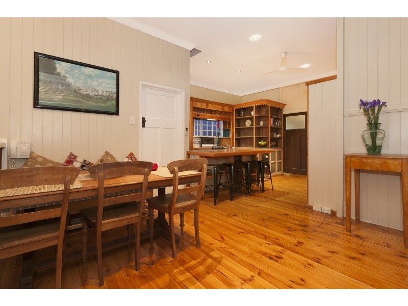 6 Gail Street, Kedron QLD 4031