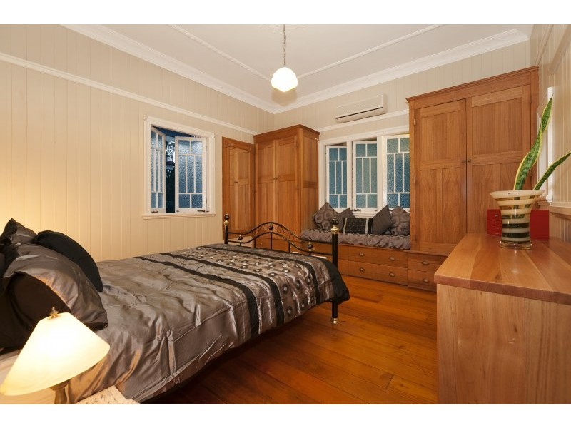 6 Gail Street, Kedron QLD 4031