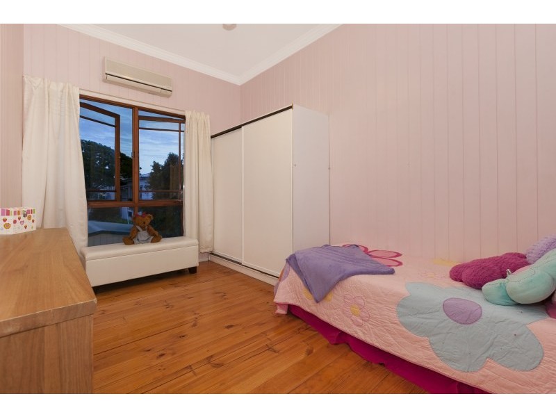 6 Gail Street, Kedron QLD 4031