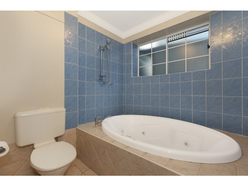 6 Gail Street, Kedron QLD 4031