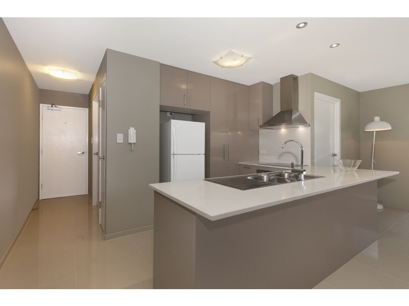 85 Queens Road, Everton Hills QLD 4053