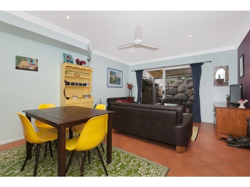 9/50 MacDonnell Street, Toowong QLD 4066