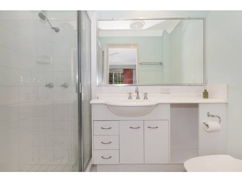 9/50 MacDonnell Street, Toowong QLD 4066