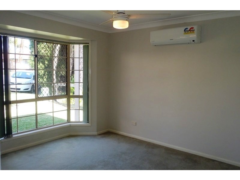 10 Larrell Close, Eight Mile Plains QLD 4113