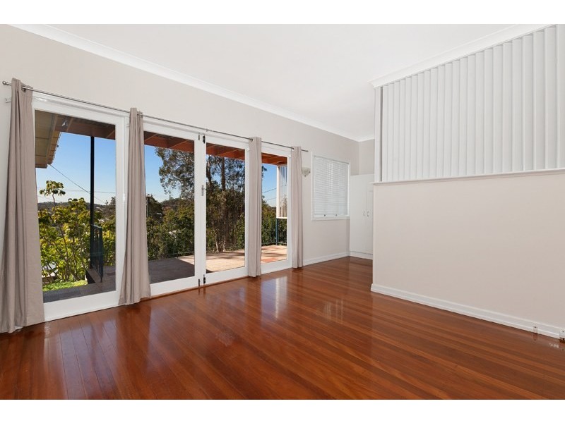 15 Marvin Street, Holland Park West QLD 4121