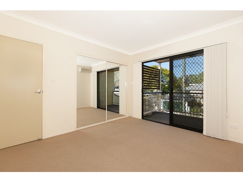 2/54 Waterton Street, Annerley QLD 4103
