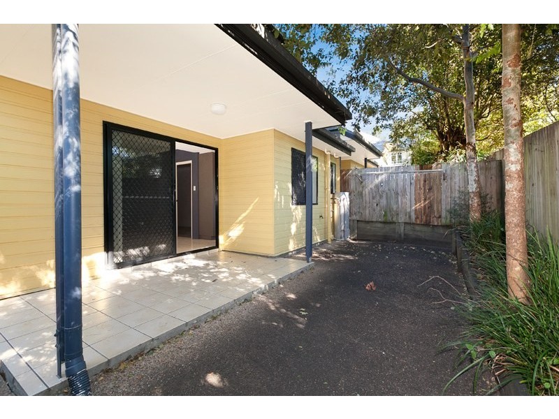 2/54 Waterton Street, Annerley QLD 4103